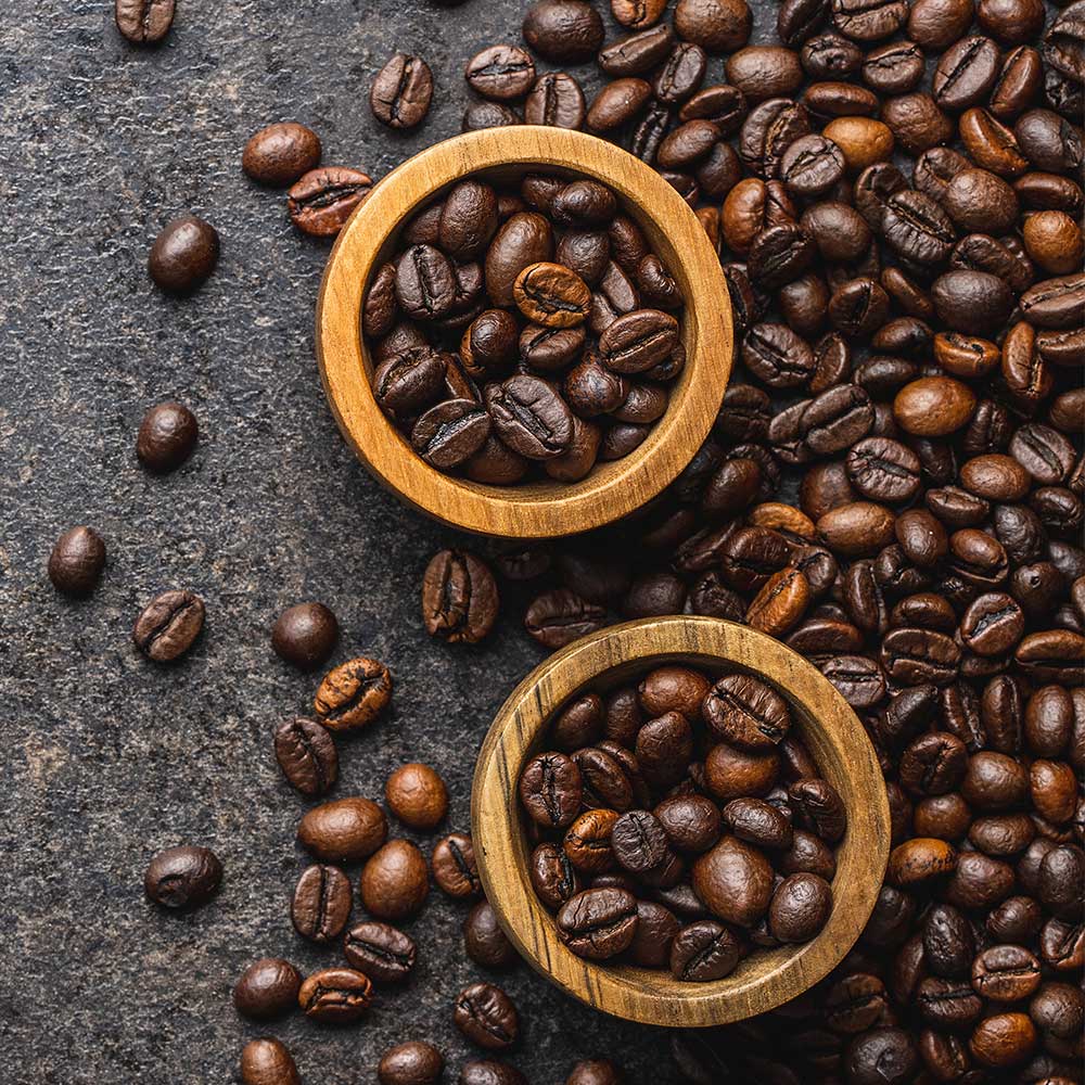 roasted-coffee-beans-in-wooden-bowl